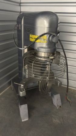 HOBART DOUGHT MIXER L-800 80qts  - bowl and pallet restaurant equipment 