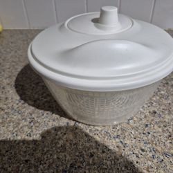 Free - Lettuce and salad dryer