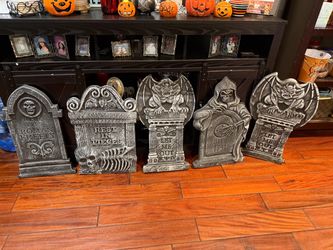 5 Tombs stones