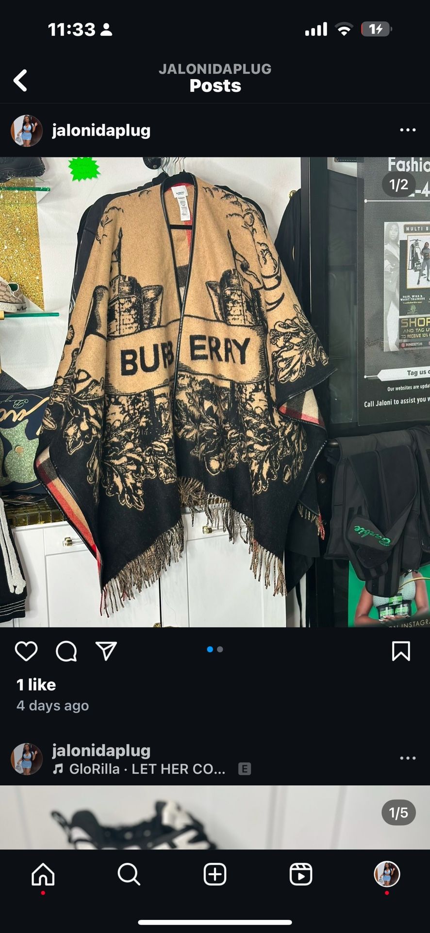 Burberry Reversible Shawl For Woman