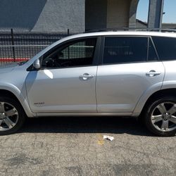 2011 RAV4 Sport V6 Four-wheel Drive