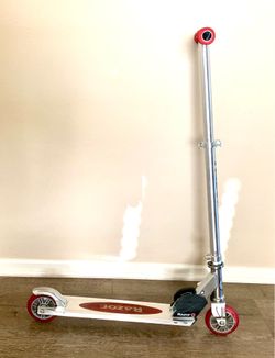 Razor scooter