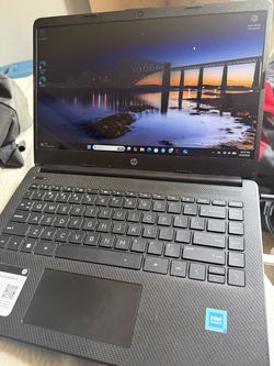 HP Laptop 14” Windows 11 Intel Celeron – Works Great – Charger Included