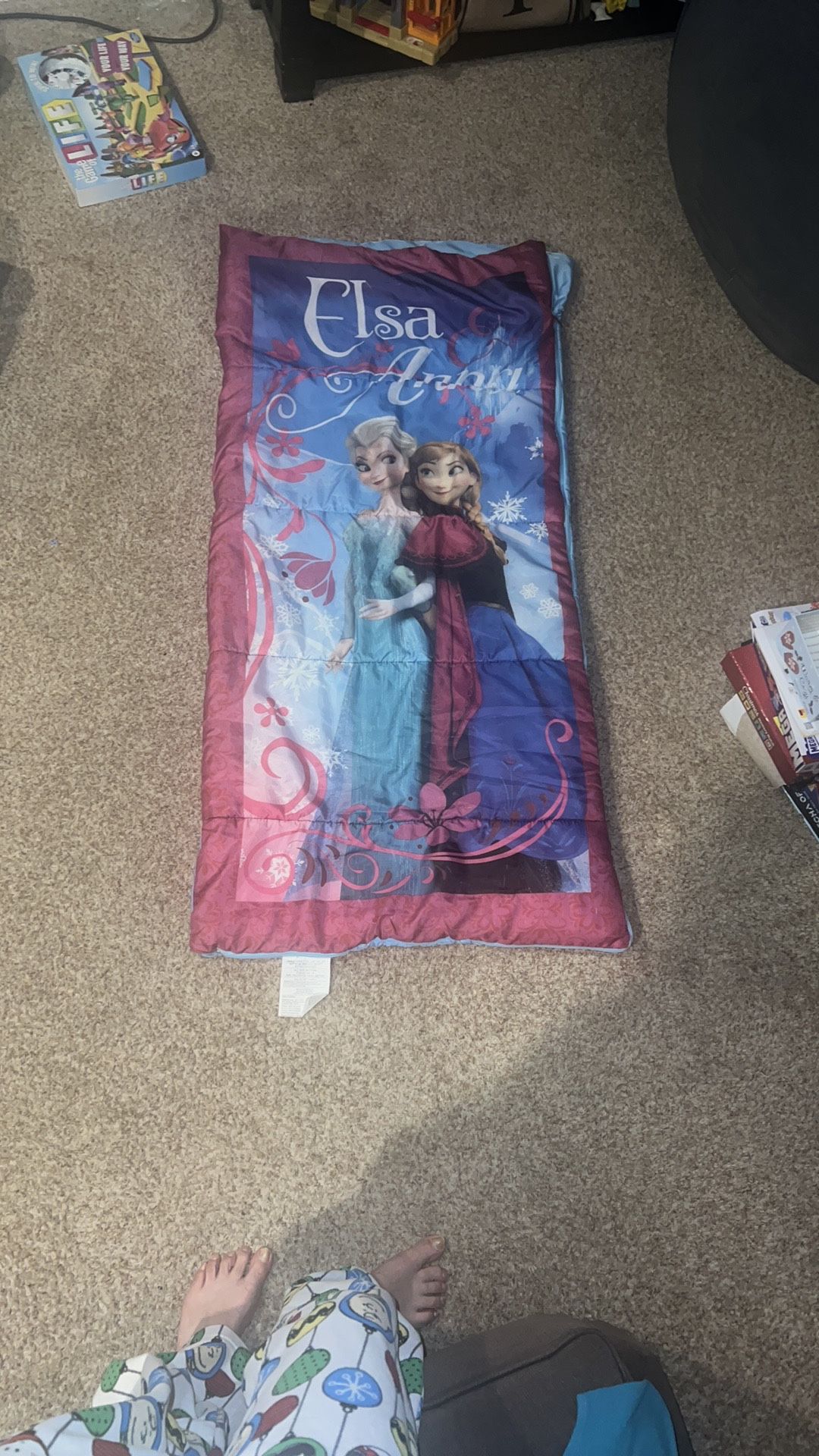 Disney Frozen Camping Kids Sleeping Bag Elsa & Anna 28" x 56" Full Length