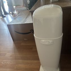 Diaper Genie 