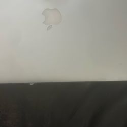 MacBook Pro/ Big 15’ Screen / W Month Of Internet WiFi 