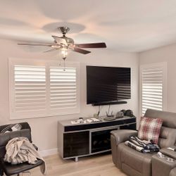 Interior Wood Shutters- Custom, Plantation, Professional Installation, Licensed Company, Window Treatments & Coverings, Persianas De Madera, Espanol