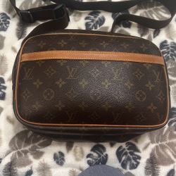 LOUIS VUITTON REPORTER BAG/ Date Code SP0091!