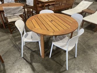 CLOSEOUT DEAL – 5-Piece Round FSC Wood Outdoor Dining Set | BRAND NEW OPEN BOX | Delivery Available