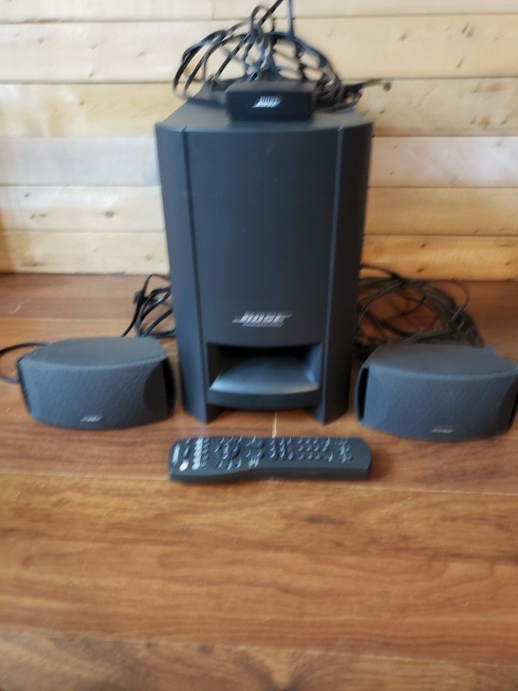 Bose Cinemate Digital Home Theater Speaker System