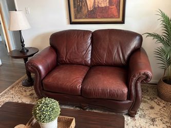 Brown Leather Loveseat | Nailhead Trim | 69” Wide | Delivery Available | Se Habla Español