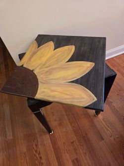 swivel top table