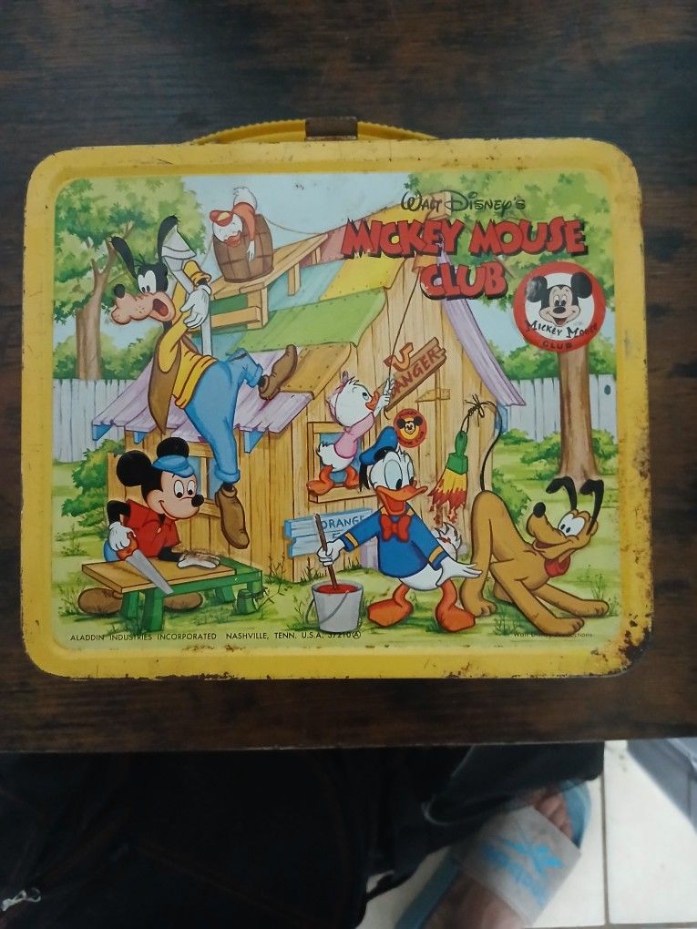 1976 Mickey Mouse Lunch Box And Termo