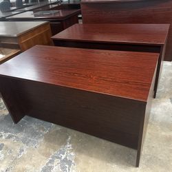 OFFICE/HOME DESK COMPUTER DESK 