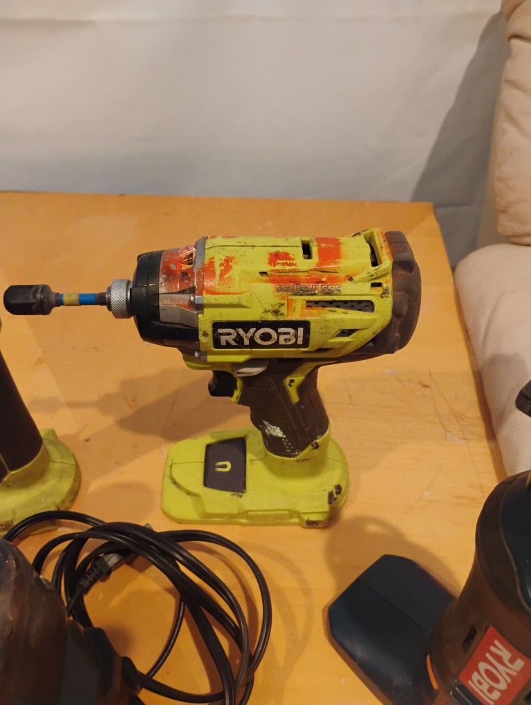 Ryobi 1/4 Impact 