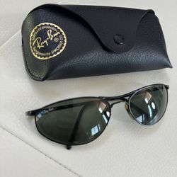 Authentic RAYBAN sunglasses