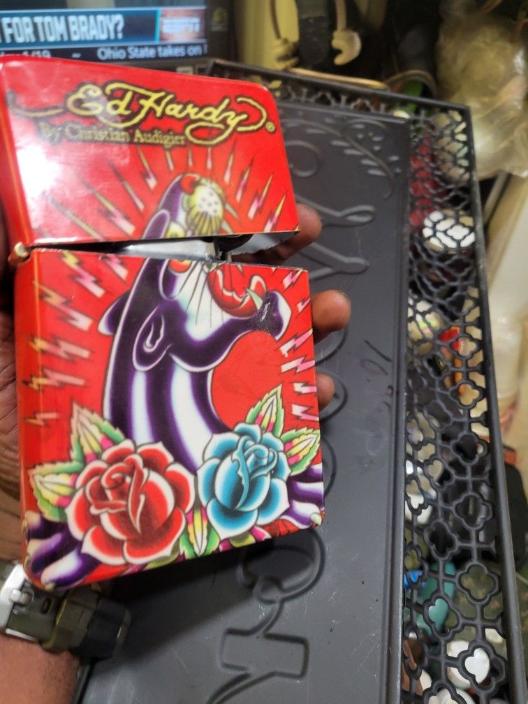 Giant Size Ed Hardy Zippo