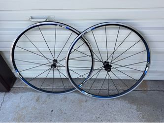 Giant P-SL0 Wheelset from an 11-spd Giant TCR road bike