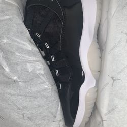 Jordan 11s