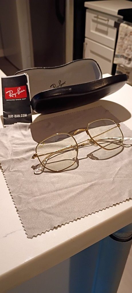Gold Frame Ray Bans