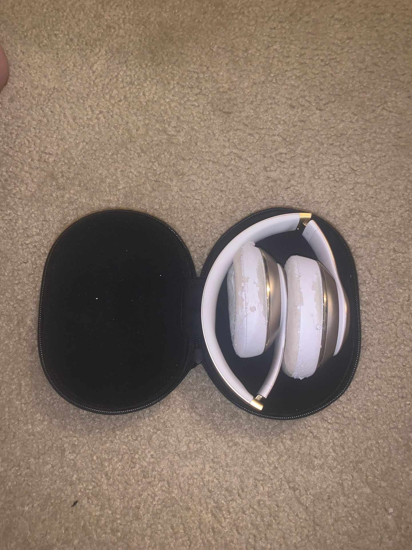 Beats studio 2