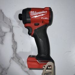 Milwaukee impact drill