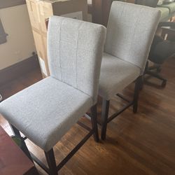 Set Of 4 Chairs