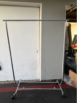 Heavy duty clothes rack
