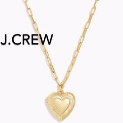 (NEW) (2 LEFT) WOMEN’S J.CREW FACTORY GOLD HEART LOCKET NECKLACE - SIZE: OS (ONE SIZE)