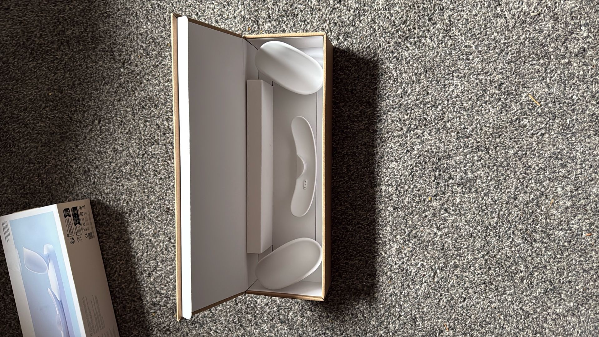 Official Meta-Quest Docking Station