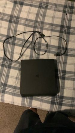 PS4 850GB Storage