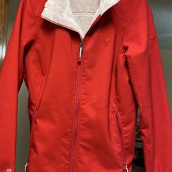 Jacket By Mountain Hardware