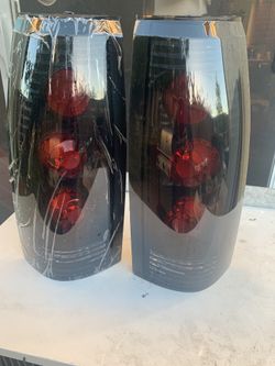 Chevy Tahoe 94-99 new smoke taillights