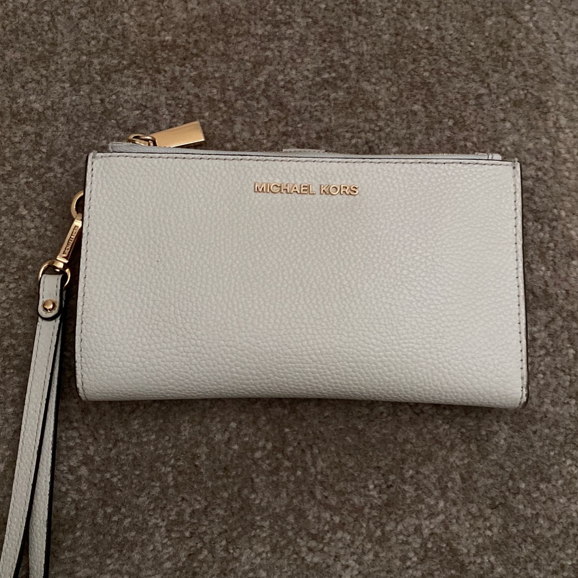 Michael Kors Pebble Cream Wallet/Wristlet 