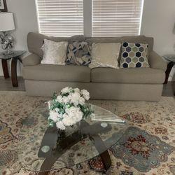 Elegant 2 Pcs Living Room Set - Sofa and Loveseat