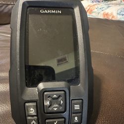 Garmin Striker 4