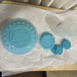 Tupperware Jell-O Mold Set Brand New 