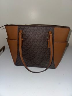 Michael Kors MK Signature Tote Bag