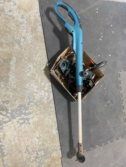 FREE - Makita cordless weed whacker (parts)