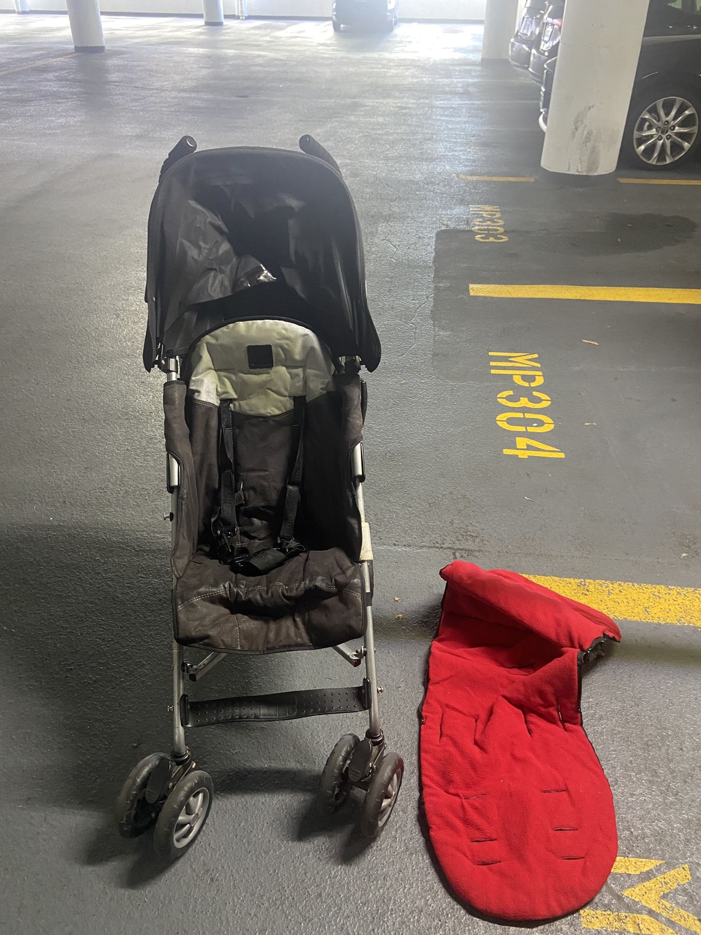 McLaren stroller + winter cover + Graco Car Seat + Car Seat Protector