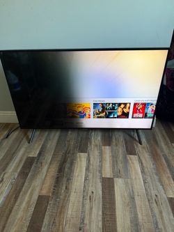 Needs Repair! Samsung 55” Smart TV