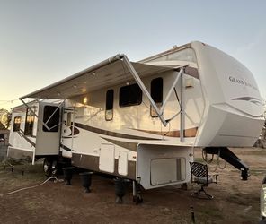 5th Wheel RV