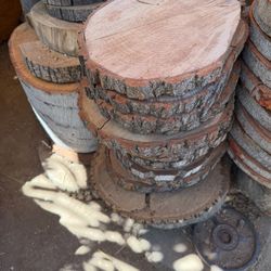 Discounted Rustic Wood Slices Due To Natural Cracking(Center Pieces) 9-10 Inches Wide