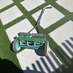 Manual Lawn Mower