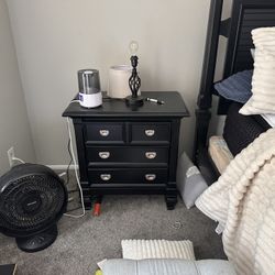 2 Night Stands ( Part Of A Bedroom Set)