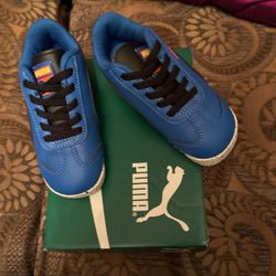 Children Puma Tennis Shoe 