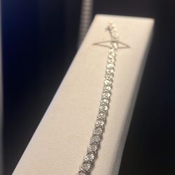 Kay Jewelers 1 ct. Diamond Tennis bracelet 