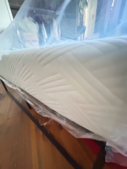 Full size  8 inch Gel / memory foam mattress open