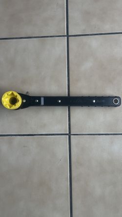 Klein Tools Ratcheting Wrench