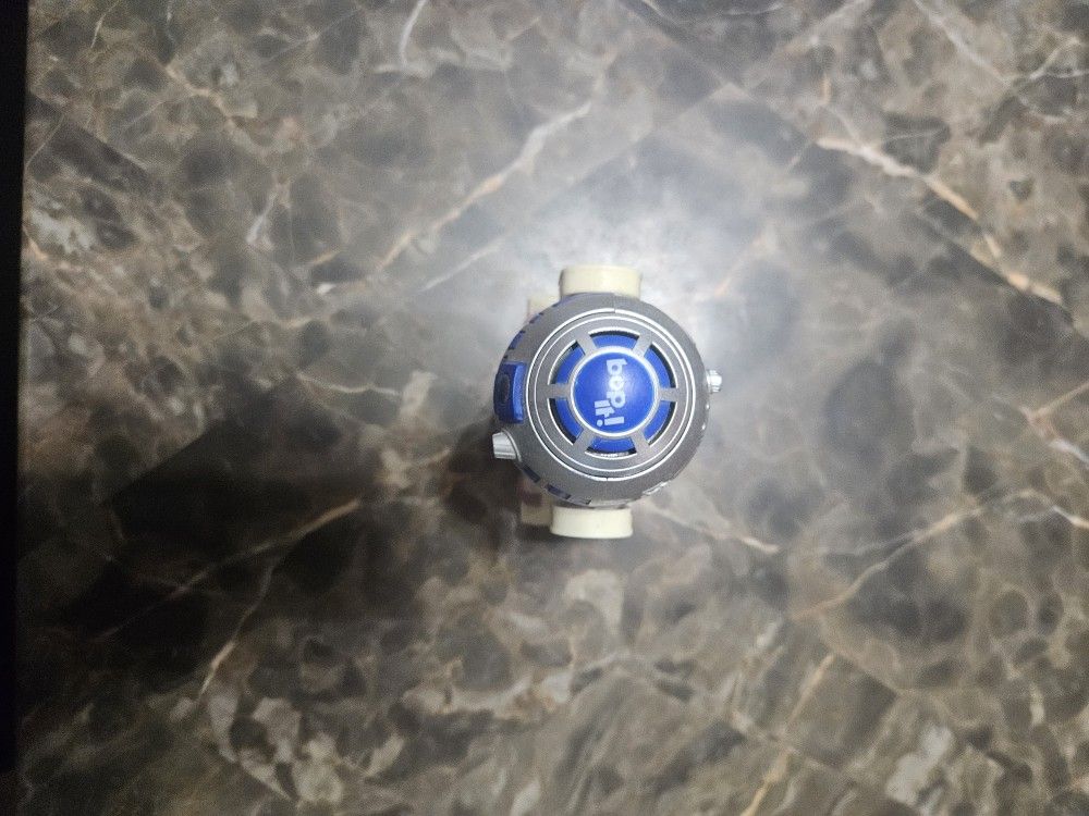 Hasbro Star Wars R2-D2 Bop It!